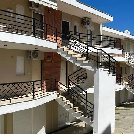 Alex House - 2 Bedrooms 7 Guests Сasa de vacaciones *